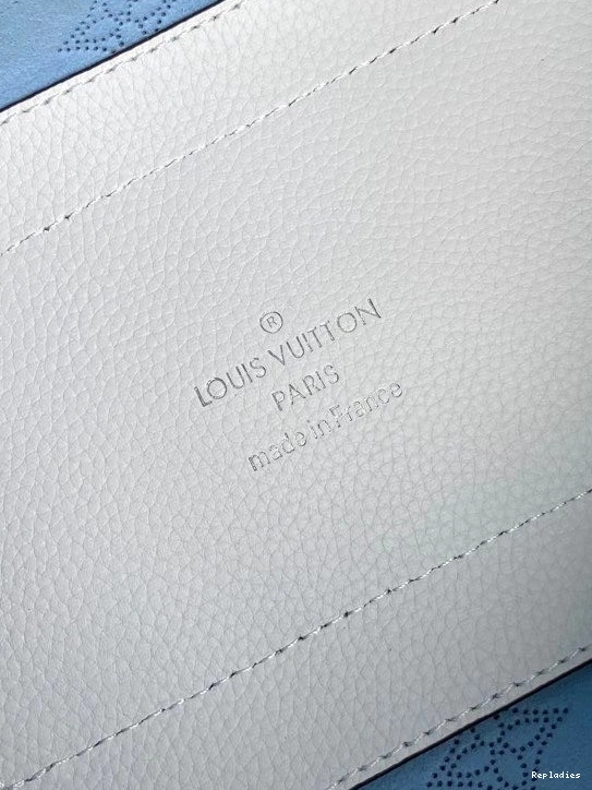 Repladies VUITTON LOUIS PM HINA 0822